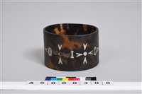 藏品(玳瑁腕飾)的圖片